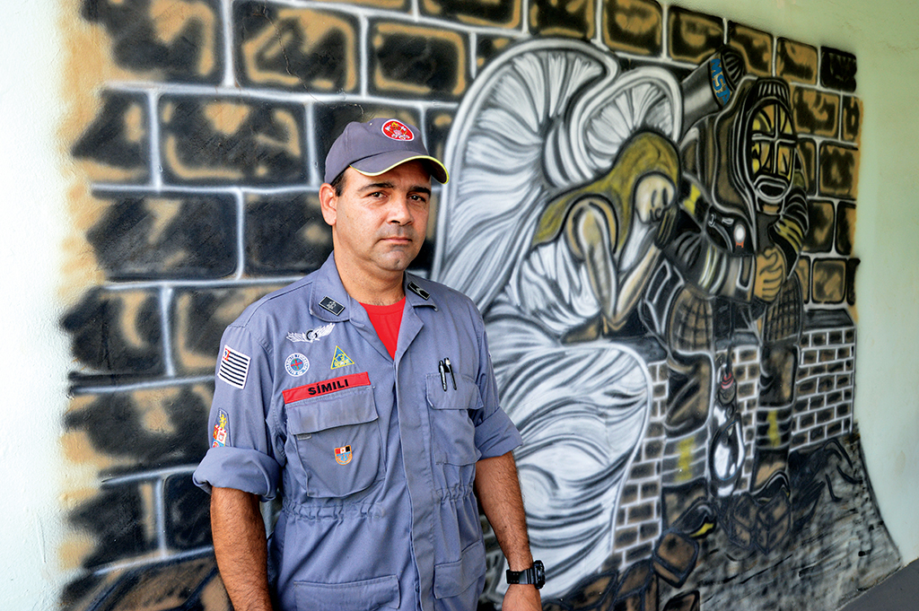 O bombeiro que faz arte