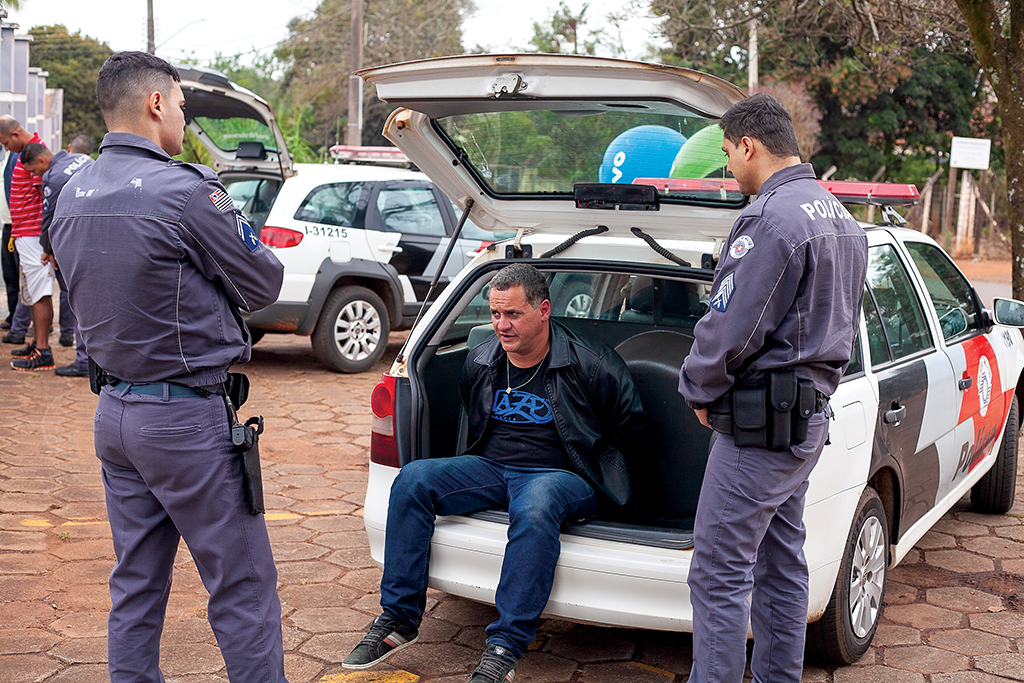 Trio acusado de sequestro é preso