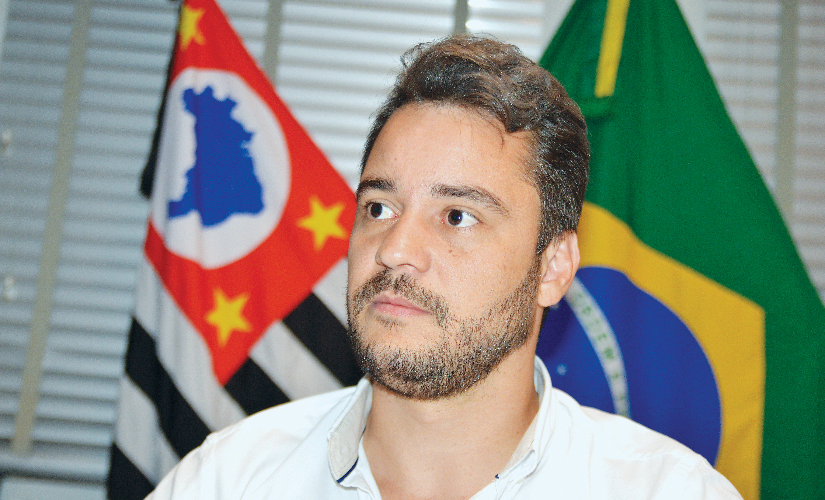 Ipaussu começa a retirada das capivaras do lago
