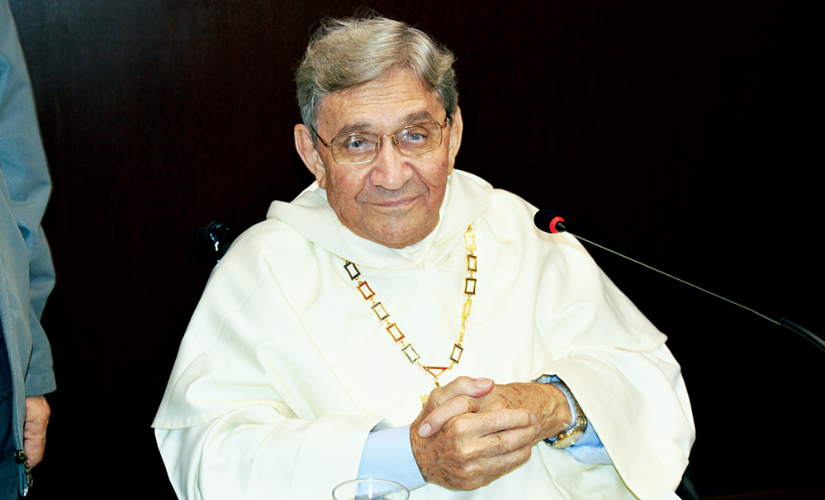 Frei Papin: 'Padre pelo atraso de um trem?'