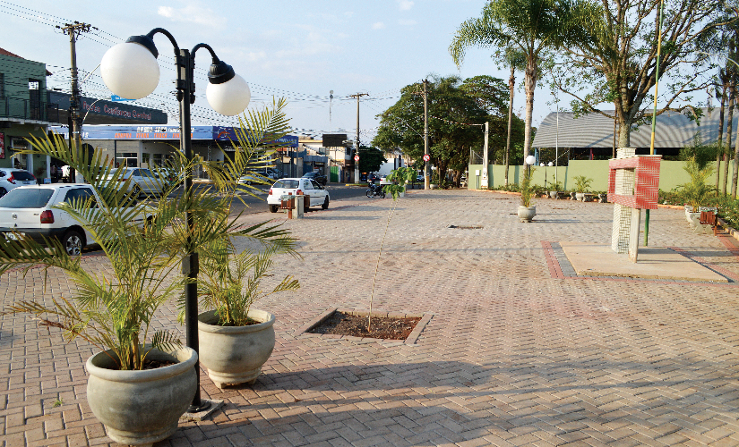 De cara nova, 'Praça dos Expedicionários' ganha novos ares