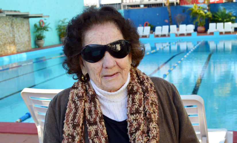 Dona Maria, 93 (ou 97), ainda está na ativa