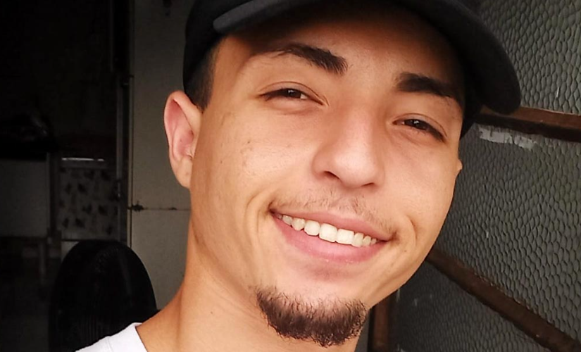 Grupo de motoqueiros faz homenagem a jovem de Santa Cruz que morreu em acidente