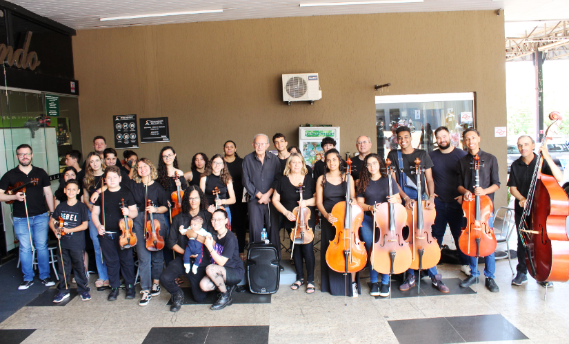 Orquestra de Câmara Santa Cruz se apresentou no aniversário do ‘Avenida’