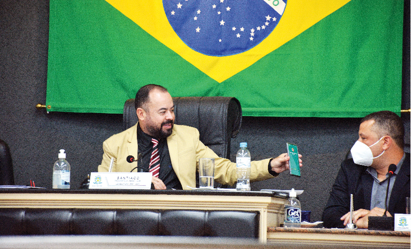 Câmara de Ourinhos convoca extraordinária relâmpago e aprova ‘pacotão’ de aumento ilegal de salários a políticos