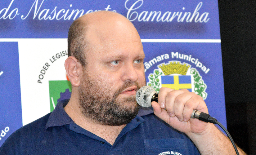 Discussão com contribuinte põe o secretário de Finanças na berlinda