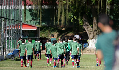 Cristian treina três vezes na semana no CT do Fluminense