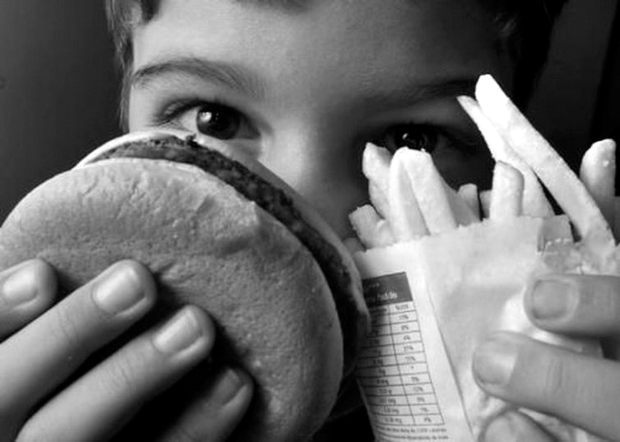 Grandes porções em restaurantes contribuem para obesidade