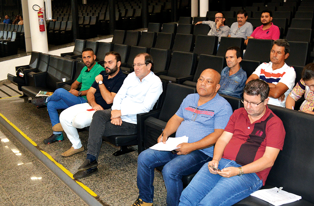 Contas do prefeito são aprovadas por todos os vereadores