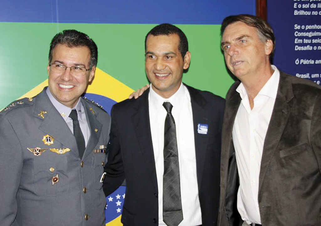 As relações entre o deputado Augusto e seu ‘assessor oculto’