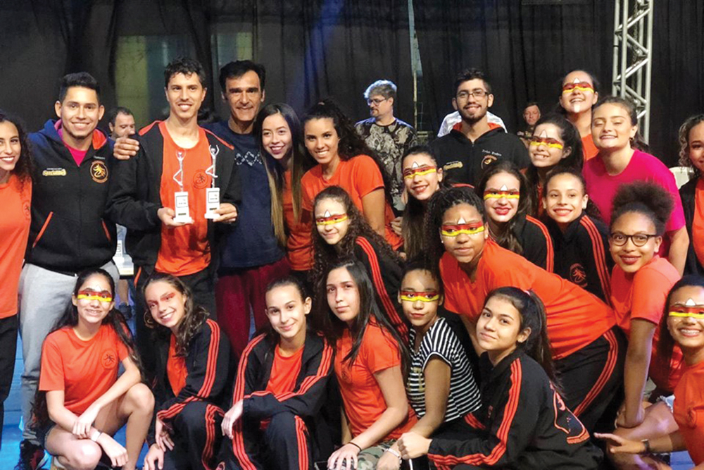 Balé de Santa Cruz conquista vaga para competição na Itália