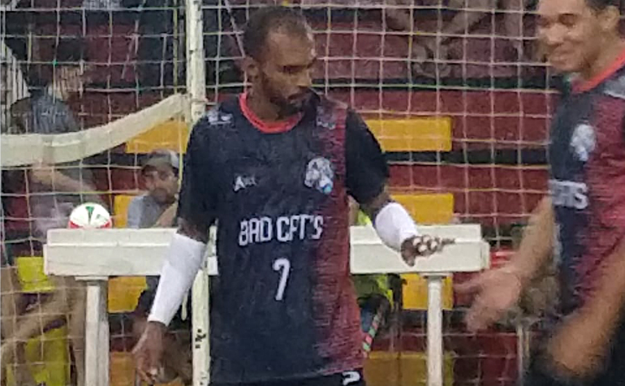 Jogos começaram com goleada