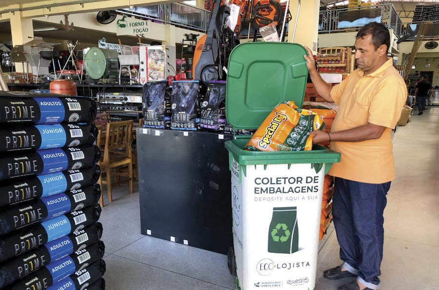 Special Dog lança programa  de reciclagem de embalagens