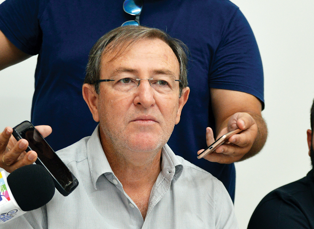 Otacílio ataca Ummes sem provas e documentos contestam acusação