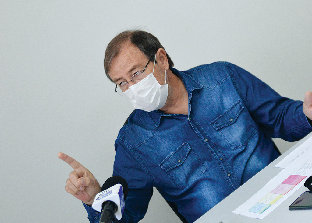 De saída, Otacílio Parras cancela entrevista para o jornal