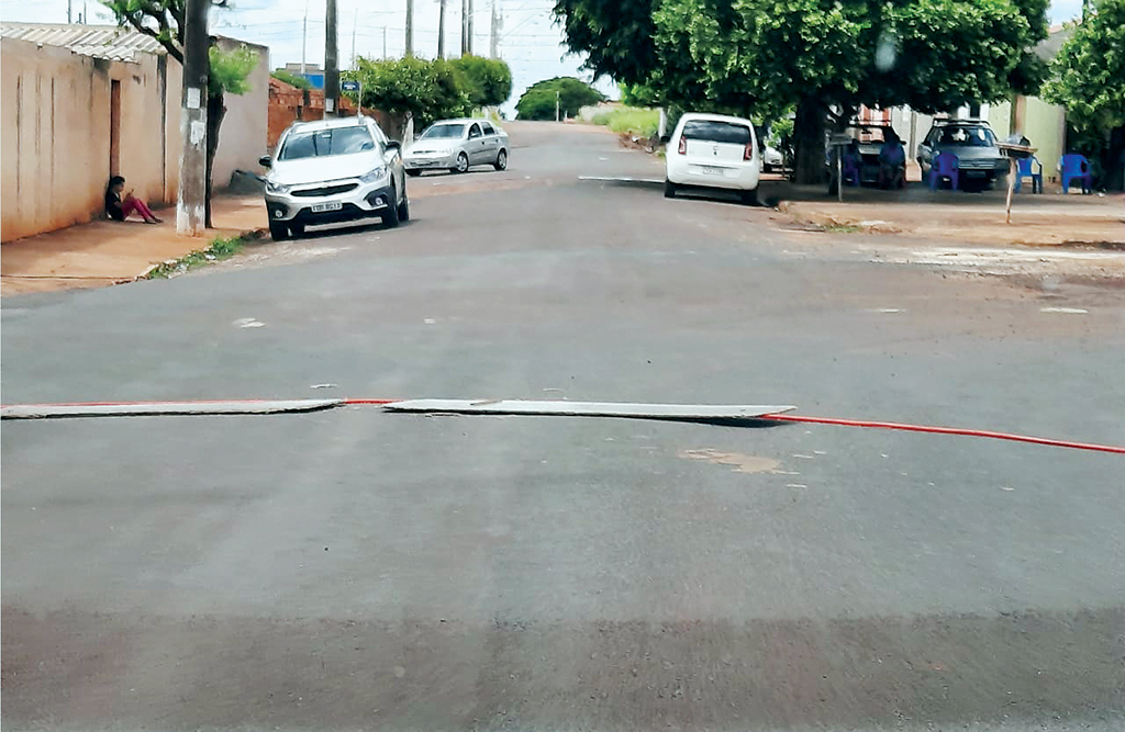 Chavantes amarga vários dias sem água